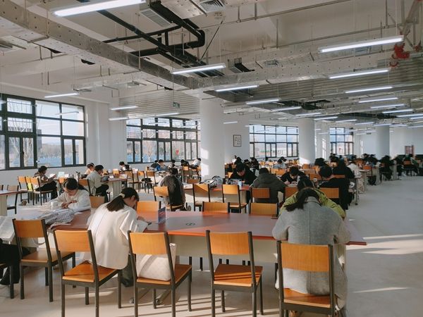 暖心助考，夢想同行 醫學護理學院為專升本考生鋪就成才之路