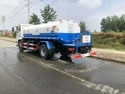 福建省道路灑水車(chē)購(gòu)買(mǎi)指南 渠道、品牌與選購(gòu)建議